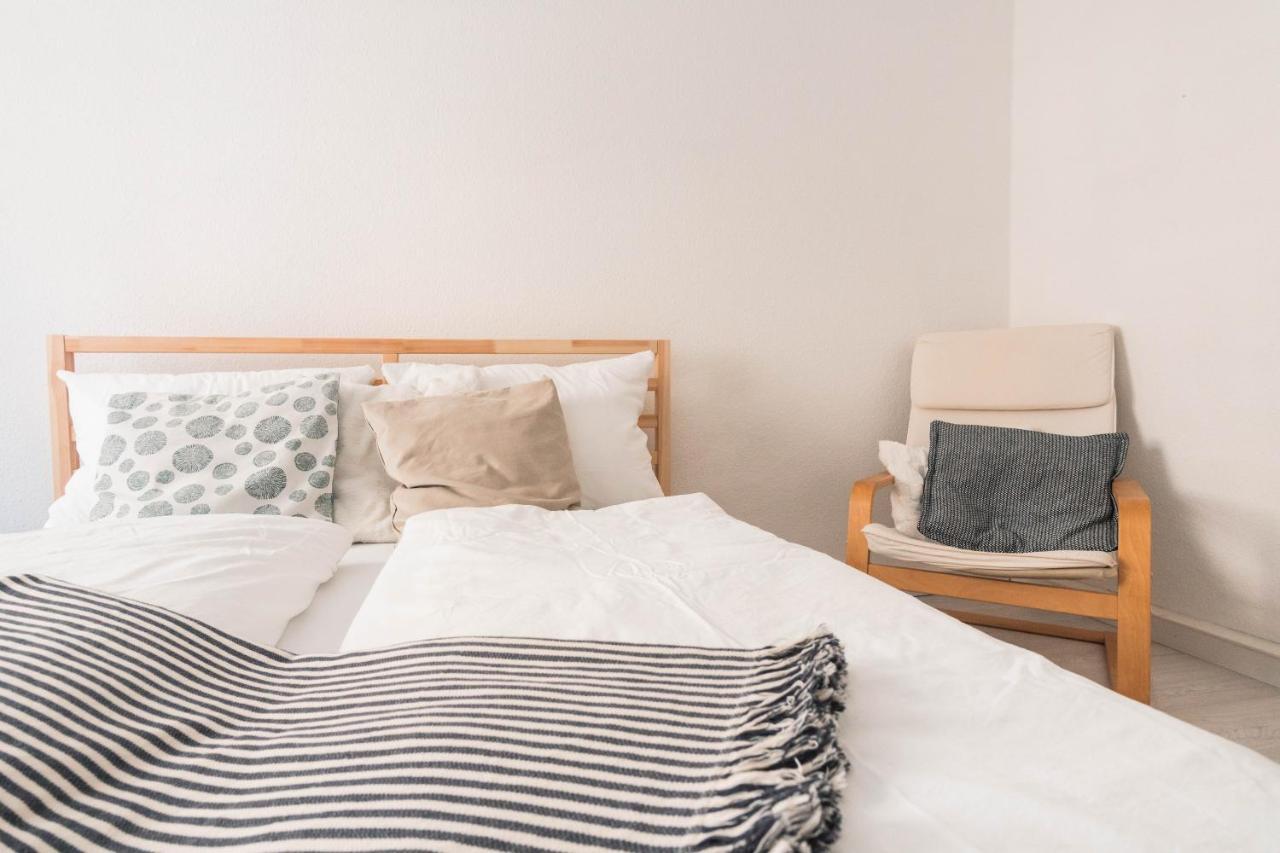 Gemutliche 45M² Wohnung Mit Netflix & Disney+ エアフルト エクステリア 写真