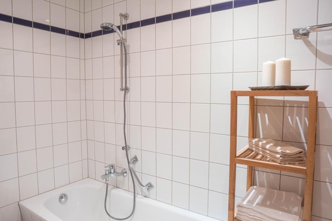Gemutliche 45M² Wohnung Mit Netflix & Disney+ エアフルト エクステリア 写真